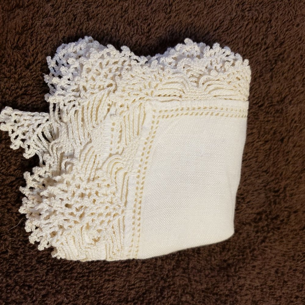 Vintage Women's Lace Edge Handkerchief Hankie Cotton Linen Blend - Picture 5 of 5